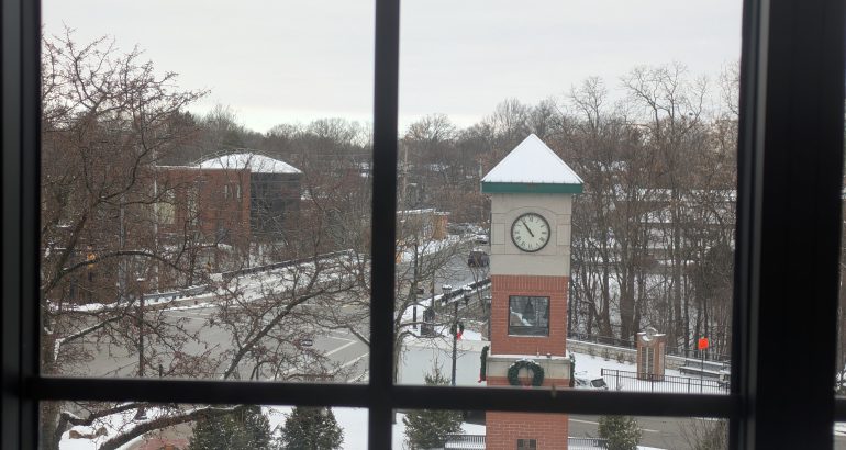 berea-author-takes-on-the-political-elite